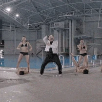 OyALGBw.gif (1.9 MB) OyALGBw