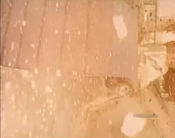 34q6zph.png (399 KB) 綠框 (原片 4'22")