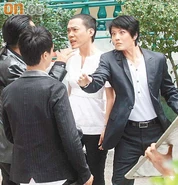 Eu kuso12.jpg (59 KB) 周天華和謝海媚(無啦啦小喇叭作品)