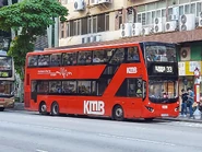 eric278不斷聲稱33客量極高，甚至「一站頂閘」，惟拍攝地點與起點距離多個車站，拍攝時亦未見頂閘甚至沒有乘客需要站立，引證言論荒謬