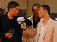 Eu kuso13.jpg (31 KB) 笑緊哥送花示愛