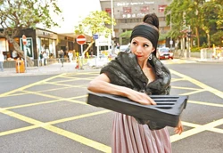 30ec3p2aaa.jpg (57 KB) 30ec3p2aaa