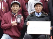 港大官方悼文何鴻燊合照中梁天琦被裁走(改圖4).jpg (107 KB)