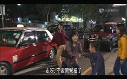 Moonlight wrong time3.jpg (136 KB) 1996年時已經有石油氣的士(第1集)