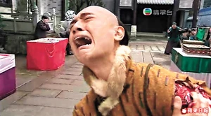 27ec5p22.jpg (48 KB) 斬手鏡頭上報截圖