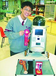 20060207sn11-8-Z20060207124352773L