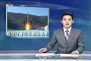 35032 02 north korea confirms it has landed a man on the sun.jpg (34 KB) 35032 02 north korea confirms it has landed a man on the sun
