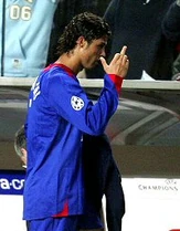 Ronaldofingerpy2.jpg (15 KB) Ronaldofingerpy2