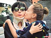 01ec3p15n.jpg (79 KB) 01ec3p15n