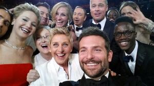 Ellen-degeneres-s-oscar-selfie.jpg (97 KB) Ellen-degeneres-s-oscar-selfie