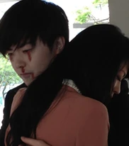 七孔流血擁抱連詩雅