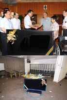 HKLee2011-2.jpg (93 KB) HKLee2011-2