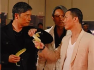 Eu kuso18.jpg (215 KB) 笑緊哥請江世孝食蕉