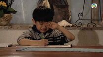 1385761 1423514577872501 1860084901 n.jpg (34 KB) 劇中小朋友哭著寫作業,有網民指該情節曲線體現該劇的爛尾