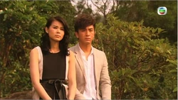 成年版的胡杏兒變得身材平平