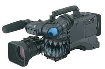 高登網民惡搞當日的「黑影攝影機」[28]