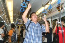 Champagne man 8.jpg (67 KB) Champagne man 8