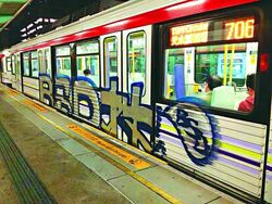 07la6p4.jpg (83 KB) 07la6p4