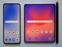 Android foldable smartphones