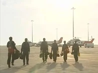 本劇以出動為結尾