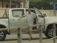 Car owner 2.jpg (45 KB) 在修改之後的「于sir在生」大結局中的「肇事司機」,正是歐陽震華。