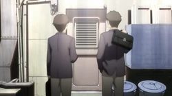 Rikuo and Masaki arriving at the cafe.