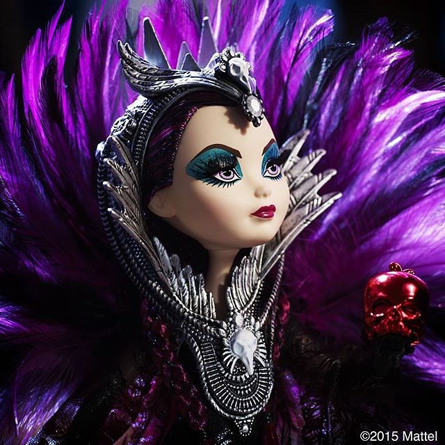 057 Boneca Ever After High - Raven / Mattel 2012 / Art