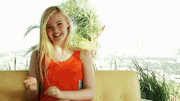 Ellefanning1.gif