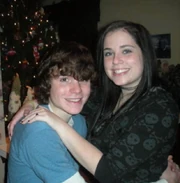 Jeff with Jessa at a family dinner.