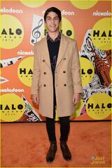 Rahart-Adams-On-The-Orange-Carpet-At-2015-Nickelodeon-HALO-Awards-At-Pier-36-New-York-Nick-Every-Witch-Way