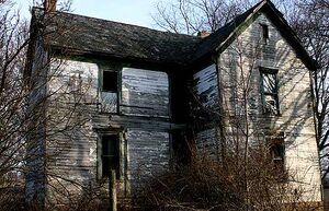 This "Chimera House" might be the inspiration for the Firefly Farm of House of 1000 Corpses.