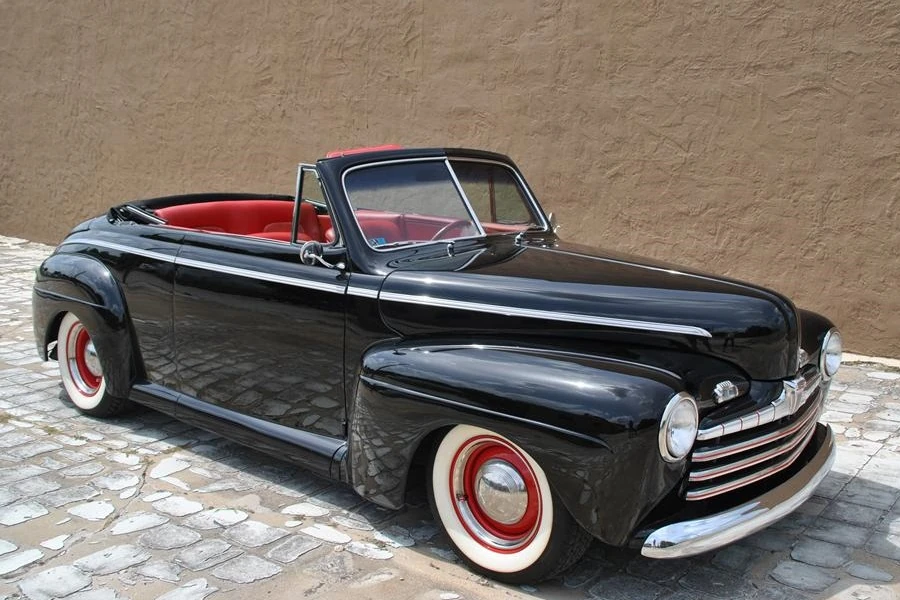 back to the future ford super deluxe