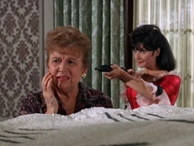 Batman-PenguinsNest13.jpg (60 KB)