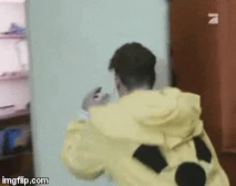 Noo, what have you done? Take your stinking paws off my girlfriend, you damn dirty bastard! Don't worry, I'll resurrect you with the Ankh from Ancient Egypt of mine.