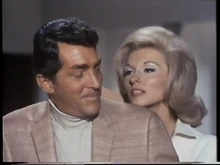 Barbara goes for her knife first time (Nancy Kovack with Dean Martin)