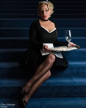 ShelleyYvette3.jpg (82 KB)