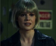 Caroline Villos 2.jpg (70 KB)