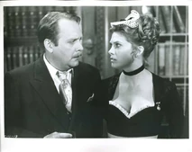 Yvette+Colonel.jpg (51 KB)