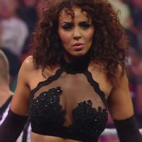 Layla displaying her heel persona