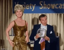 Virginia Martin magic10.gif (3.77 MB)