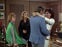 Nancy Kovack never met2a.jpg (40 KB)