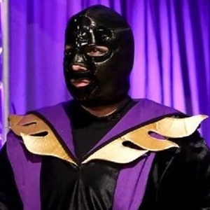 Lexie as the evil Spider Lady