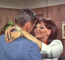 Nancy Kovack never met1.jpg (48 KB)