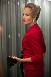 The always cold but beautiful and evil Sarah