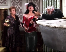 Screenshot 8533.png (1.98 MB) Excellent facial expression as she is KO'd and collapsing to her defeat