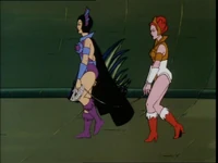 WPDVD 068.jpg (55 KB) Holding Teela on a leach.