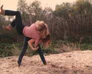 Bscap0063-1.jpg (98 KB)