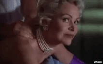 Michelle Phillips20.gif (8.35 MB)