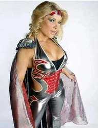 Beth-brings-her-super-human-strength-into-ring.jpg (23 KB)