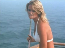 Livid Caroline gets ready to attack Lacy (Dorrie Thomson)
